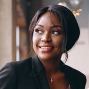 20190215114938-Funding-African-american-business-woman-1